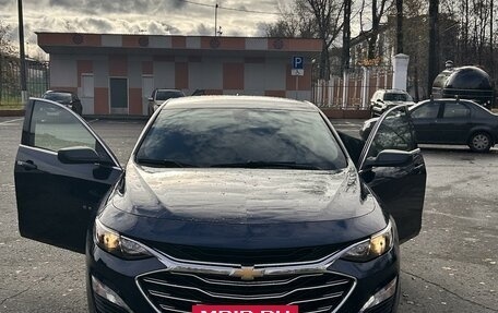 Chevrolet Malibu IX, 2020 год, 1 850 000 рублей, 3 фотография