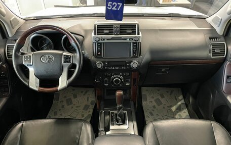 Toyota Land Cruiser Prado 150 рестайлинг 2, 2015 год, 4 699 000 рублей, 16 фотография