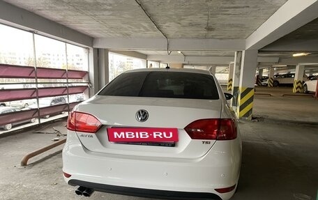 Volkswagen Jetta VI, 2012 год, 1 100 000 рублей, 8 фотография