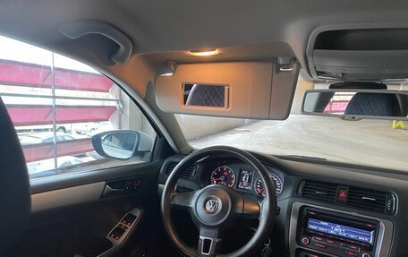 Volkswagen Jetta VI, 2012 год, 1 100 000 рублей, 18 фотография