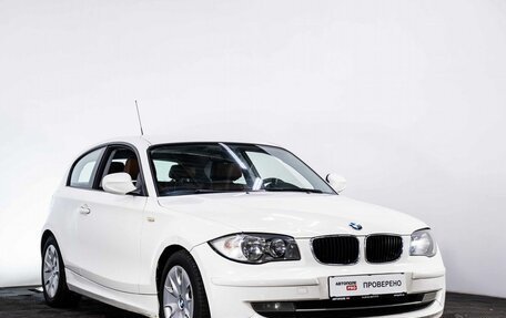 BMW 1 серия, 2010 год, 835 000 рублей, 3 фотография