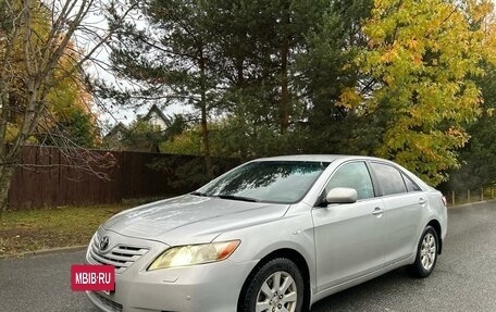 Toyota Camry, 2008 год, 1 040 000 рублей, 2 фотография