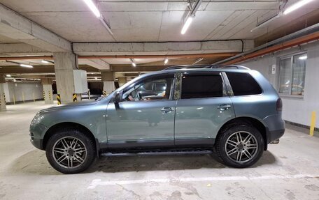 Volkswagen Touareg III, 2004 год, 1 100 000 рублей, 2 фотография