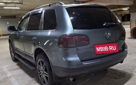 Volkswagen Touareg III, 2004 год, 1 100 000 рублей, 7 фотография