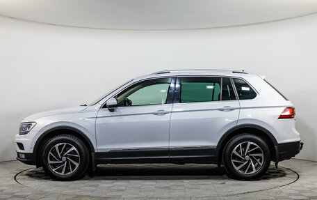 Volkswagen Tiguan II, 2018 год, 2 349 000 рублей, 8 фотография