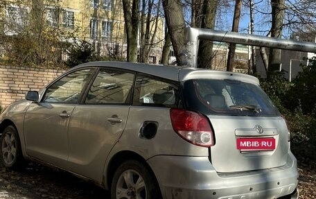 Toyota Matrix, 2002 год, 300 000 рублей, 9 фотография