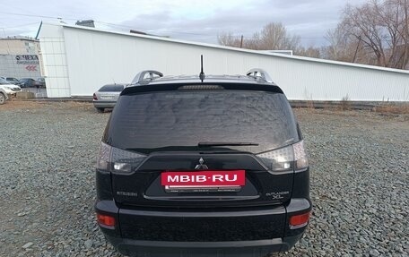 Mitsubishi Outlander III рестайлинг 3, 2010 год, 1 650 000 рублей, 4 фотография