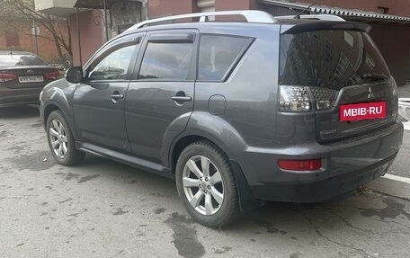 Mitsubishi Outlander III рестайлинг 3, 2010 год, 1 450 000 рублей, 16 фотография