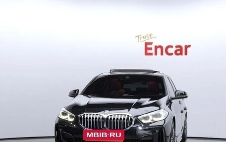 BMW 1 серия, 2021 год, 3 220 000 рублей, 2 фотография