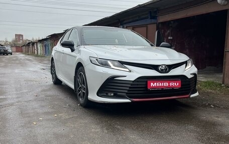 Toyota Camry, 2021 год, 3 500 000 рублей, 1 фотография