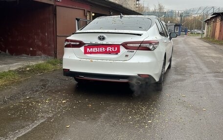 Toyota Camry, 2021 год, 3 500 000 рублей, 3 фотография