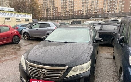 Toyota Camry, 2013 год, 1 900 000 рублей, 3 фотография