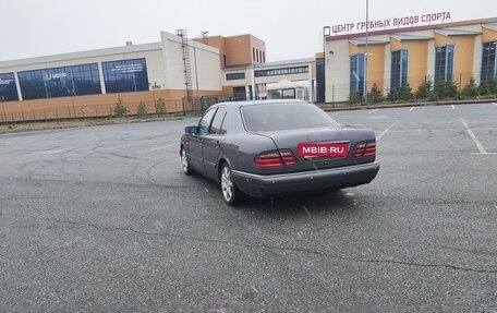 Mercedes-Benz E-Класс, 1997 год, 350 000 рублей, 6 фотография