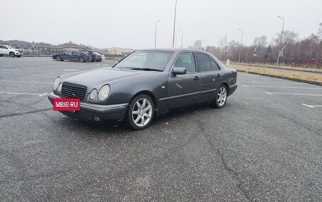 Mercedes-Benz E-Класс, 1997 год, 350 000 рублей, 9 фотография