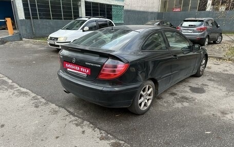 Mercedes-Benz C-Класс, 2002 год, 330 000 рублей, 3 фотография