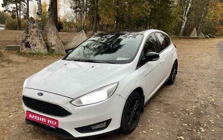 Ford Focus III, 2017 год, 1 350 000 рублей, 2 фотография