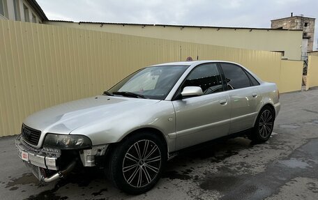 Audi A4, 1999 год, 575 000 рублей, 3 фотография