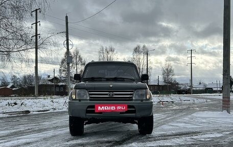 Toyota Land Cruiser Prado 90 рестайлинг, 1997 год, 1 000 000 рублей, 2 фотография