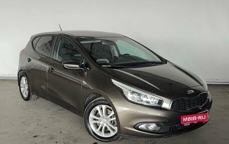 KIA cee'd III, 2015 год, 1 350 000 рублей, 3 фотография