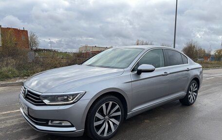 Volkswagen Passat B8 рестайлинг, 2019 год, 2 850 000 рублей, 2 фотография