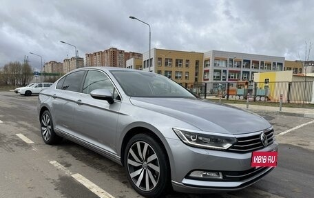 Volkswagen Passat B8 рестайлинг, 2019 год, 2 850 000 рублей, 8 фотография