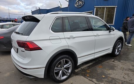 Volkswagen Tiguan II, 2019 год, 3 800 000 рублей, 6 фотография