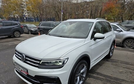 Volkswagen Tiguan II, 2019 год, 3 800 000 рублей, 3 фотография