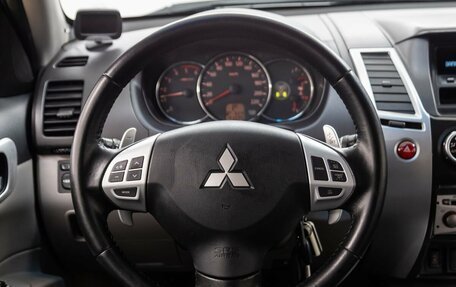 Mitsubishi Pajero Sport II рестайлинг, 2013 год, 2 198 000 рублей, 15 фотография