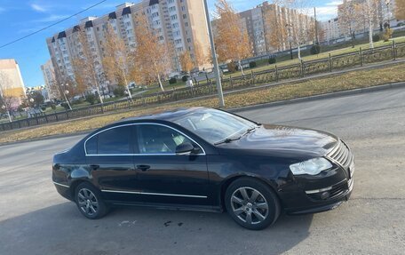 Volkswagen Passat B6, 2005 год, 650 000 рублей, 4 фотография