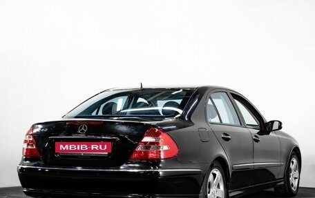 Mercedes-Benz E-Класс, 2004 год, 890 000 рублей, 4 фотография