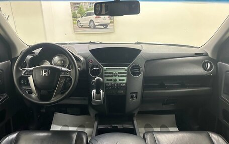 Honda Pilot III рестайлинг, 2010 год, 1 599 000 рублей, 13 фотография