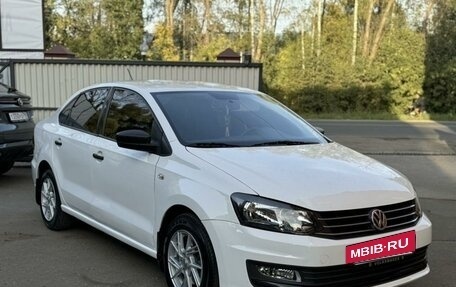 Volkswagen Polo VI (EU Market), 2018 год, 1 100 000 рублей, 3 фотография