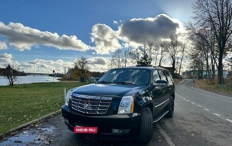 Cadillac Escalade III, 2010 год, 1 800 000 рублей, 2 фотография