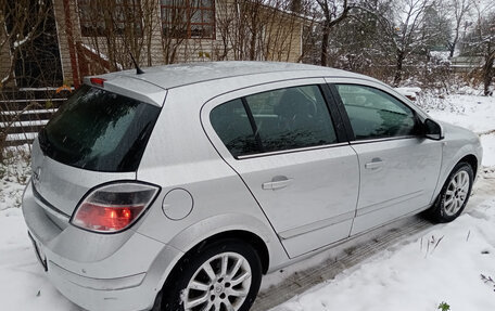 Opel Astra H, 2013 год, 650 000 рублей, 3 фотография