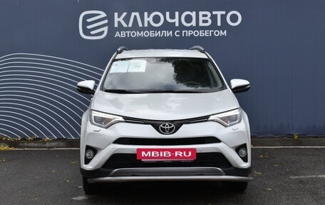 Toyota RAV4, 2018 год, 2 260 000 рублей, 3 фотография