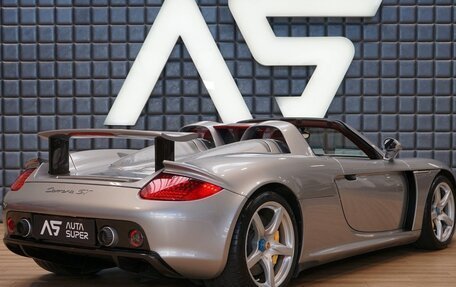 Porsche Carrera GT, 2004 год, 130 000 000 рублей, 6 фотография