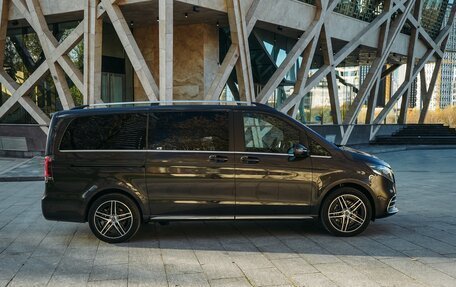 Mercedes-Benz V-Класс, 2024 год, 15 850 000 рублей, 6 фотография