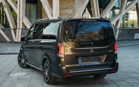 Mercedes-Benz V-Класс, 2024 год, 15 850 000 рублей, 5 фотография