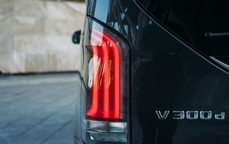 Mercedes-Benz V-Класс, 2024 год, 15 850 000 рублей, 10 фотография