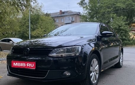 Volkswagen Jetta VI, 2013 год, 1 380 000 рублей, 1 фотография