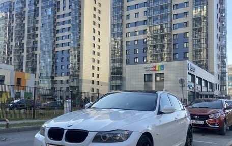 BMW 3 серия, 2010 год, 999 000 рублей, 3 фотография