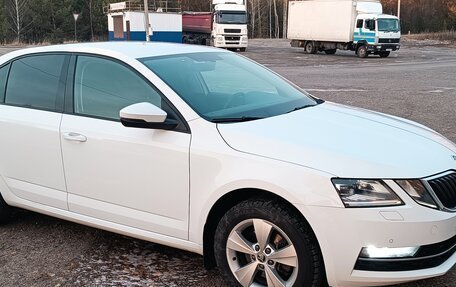 Skoda Octavia, 2018 год, 2 300 000 рублей, 5 фотография