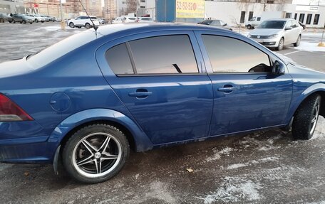 Opel Astra H, 2009 год, 550 000 рублей, 2 фотография