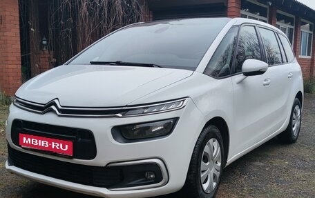 Citroen C4 Picasso II рестайлинг, 2017 год, 1 260 000 рублей, 1 фотография