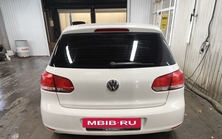 Volkswagen Golf VI, 2012 год, 900 000 рублей, 2 фотография