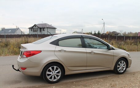 Hyundai Solaris II рестайлинг, 2011 год, 890 000 рублей, 4 фотография