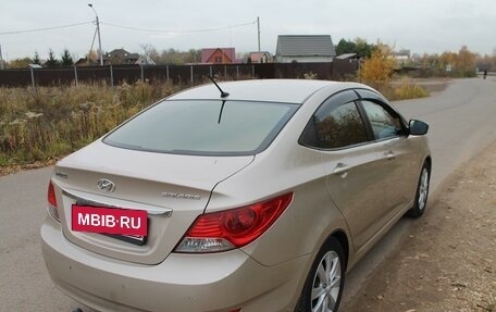 Hyundai Solaris II рестайлинг, 2011 год, 890 000 рублей, 5 фотография