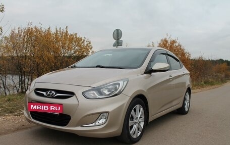 Hyundai Solaris II рестайлинг, 2011 год, 890 000 рублей, 11 фотография