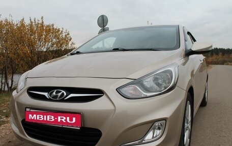 Hyundai Solaris II рестайлинг, 2011 год, 890 000 рублей, 12 фотография