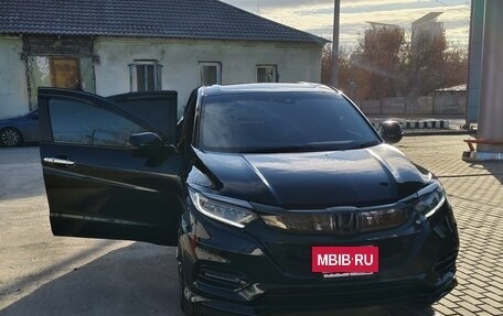 Honda Vezel, 2019 год, 2 470 000 рублей, 32 фотография